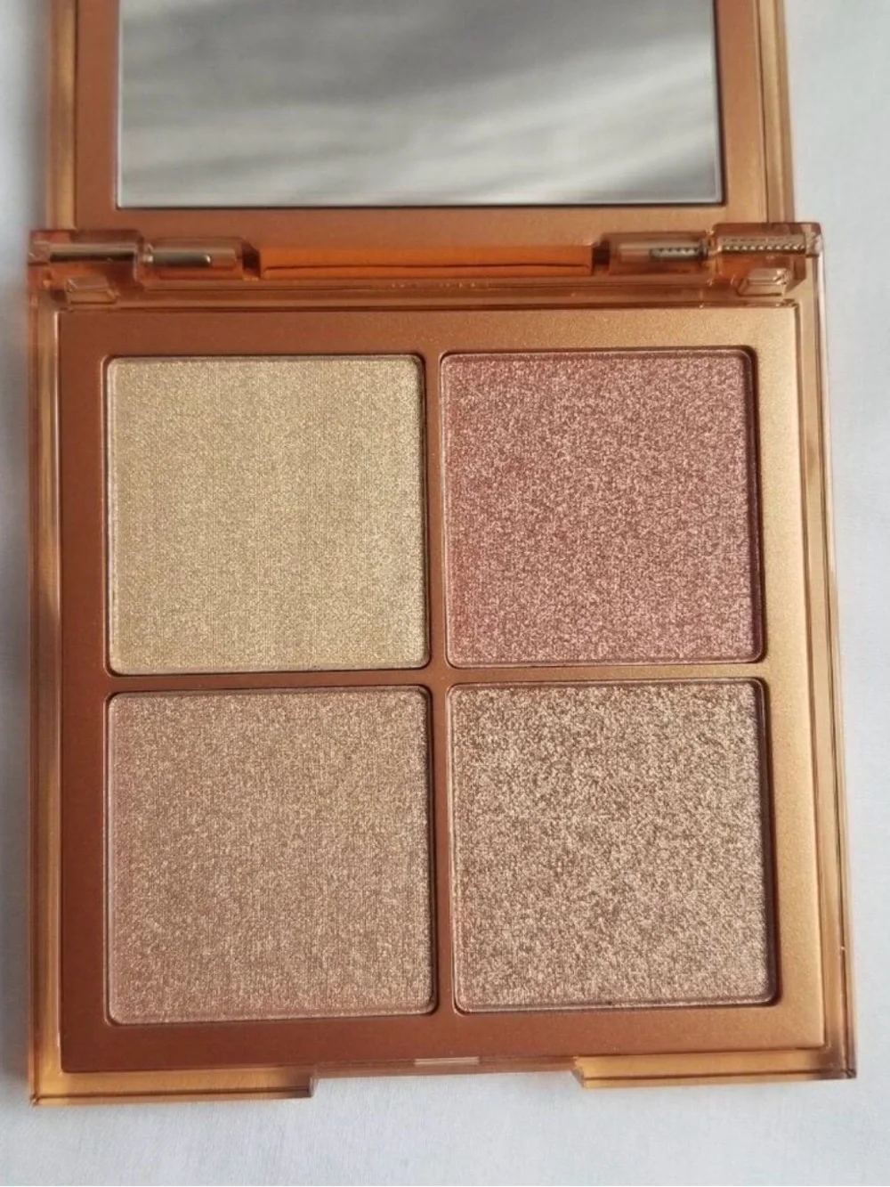 Huda Beauty - Mini Glow Obsessions Highlighter Face Palette - Medium Glow - BNIB